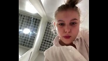 Image Fucking in changing room