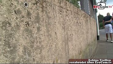 Image Deutsche Krankenschwester auf der Stra&szlig_e angesprochen und gefickt