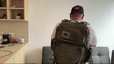 Image Gordo pre&ntilde_ando a chico blanco Deportista Sumiso