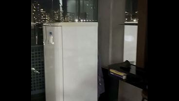 Image Fodi a Casada de presente de Natal na frente do Corno - Especial de Ntal Kalahari