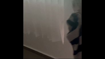 Image chica traviesa con gran culo se deja follar del mejor amigo de su novio