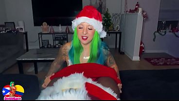 Image Santa wants milk and Latina areolas FREE preview