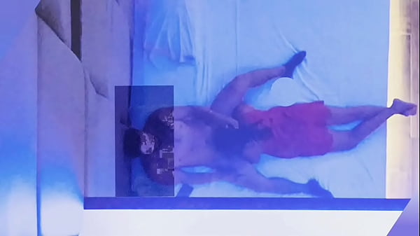 Image Chupando culo de macho, morena caliente me pasa la lengua en el culo