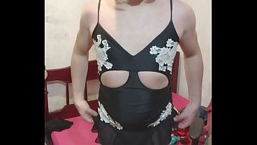 Image Usando vestido curtinho colado da MG