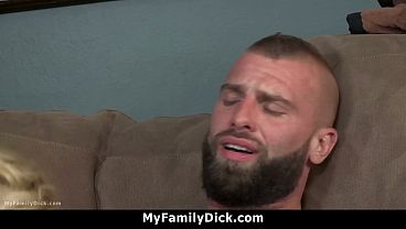 Image Hairy Stepdaddy Lays Back and Enjoys the Game Getting His Feet Licked - Myfamilydick
