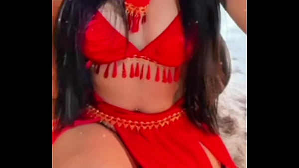 Image BUCETA &Eacute_ ESSA SUCULENTA- rosa vermelha