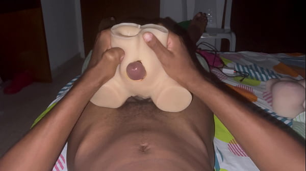 Image Masturbo mi polla con mi fleshlight