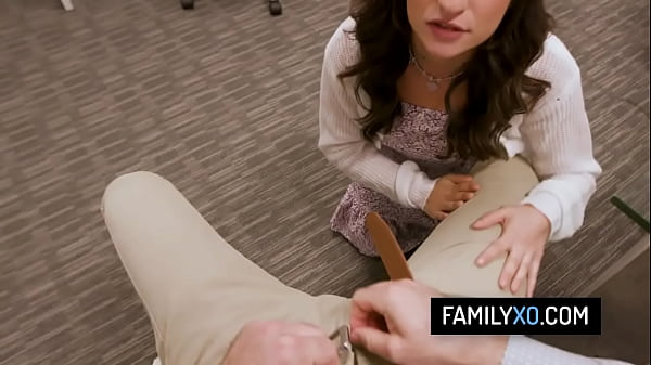 Image Perv stepdad fucks his bratty stepdaughter at work - Isabella Nice