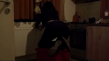 Image MilfyCalla -Workout Clothes Try On with pee fetish