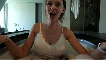 Image Letting Stepsister In The Jacuzzi - What Could Go Wrong? (Cum All Over Her Face)
