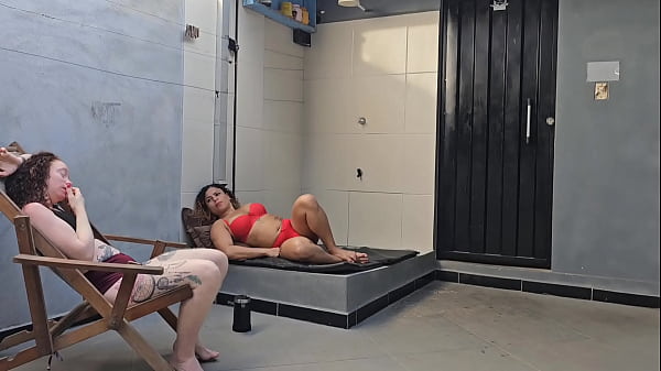 Image Duas garotas safadas Anal hardcore dupla mamada e troca de esperma