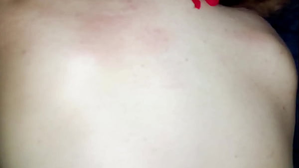 Image Dei de presente para meu padrasto no Ano Novo! No r&eacute_veillon ele pediu para foder minha bucetinha sem camisinha e tamb&eacute_m deixei ele comer meu cu