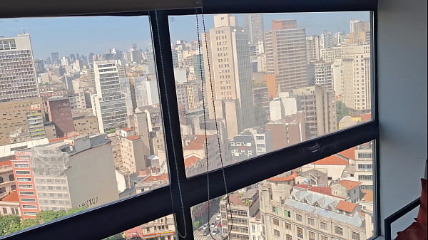 Image Girl having sex in front of the window of the Mirante Sampa Sky in downtown S&atilde_o Paulo with everyone watching