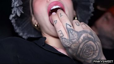 Image I END UP HAVING SEX IN THE SEA WITH A GUY I MET IN AN UBER - BLAKEPRODUCTIONS