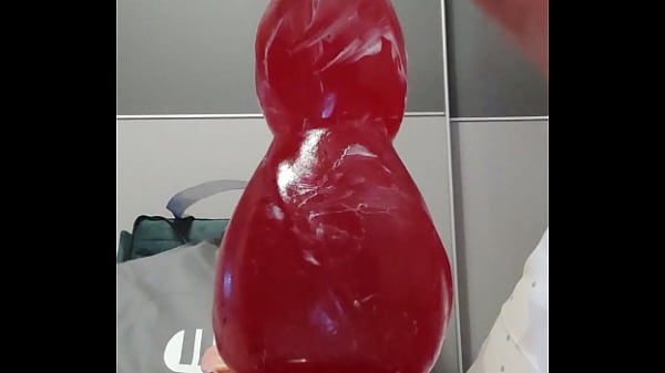 Image Karlheinz mit 2 mega dicke Plugs