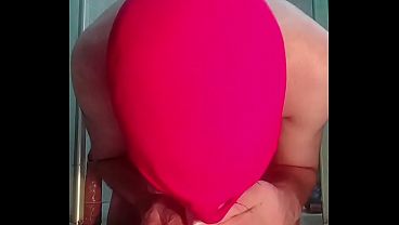 Image Dildo's Review. Ep 6. O cavalinho rosa de 29cm