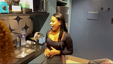 Image Meia Irm&atilde_ da minha mulher veio do interior para passar as ferias, LOGO QUIS ENTRA NA ROLA falou que estava com muita vontade de uma piroca preta (COMPLETO NO RED)