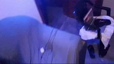 Image caiu de boca na piroca com vontade e aguentou tudo na xota apertada.