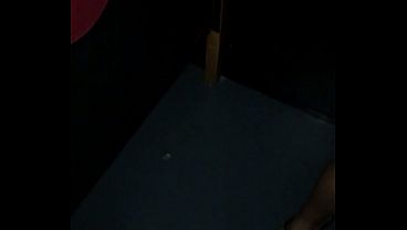 Image Fui na casa de Swing e distribui a buceta. entrei no glory holly e nao resisti o pauzao. Cai de boca e me deliciei com a rola do macho. Marido corno ficou na punheta.