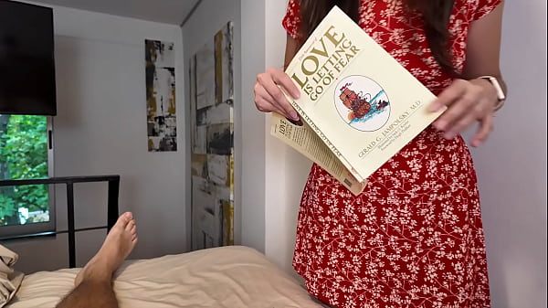 Image Stepmom shows a impregnation trick to her stepson