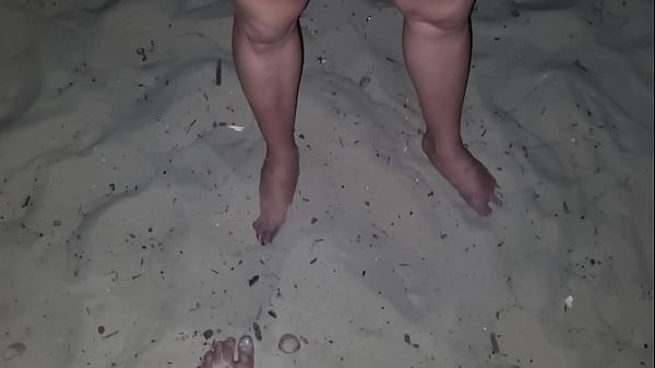 Image Caiu na net : Fim de ano distribui&ccedil_&atilde_o de orif&iacute_cio traseiro na praia