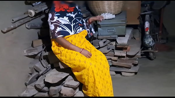 Image indian villagers are very horny Boyfriend ka intzaar karti ladki ko pata ke room me choda