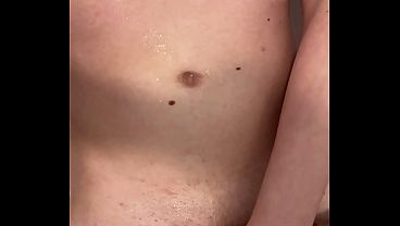 Image Pee in bathtub