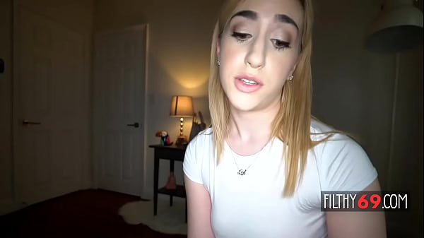 Image Fucking my blonde stepsis's tight pussy - Lexi Grey