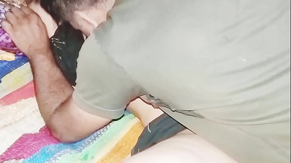 Image My cute girlfriend invited me for fucking when she was alone her bedroom, hindi sex video