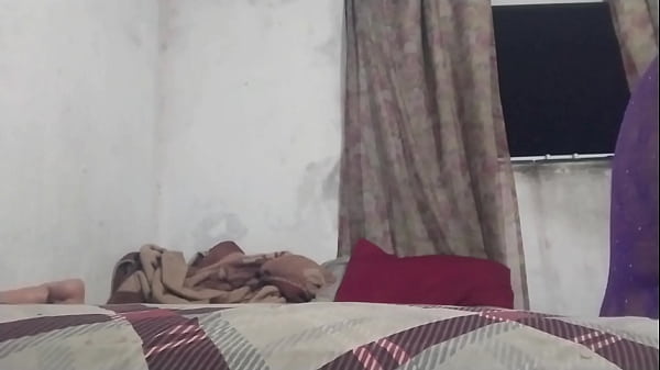 Image Marido saiu, fiz uma chamada com meu cunhado, e gozei gostoso antes do corninho chegar!