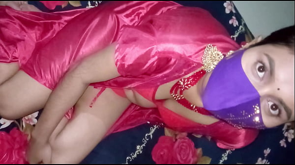 Image Fucking an Indian Desi Bhabhi at her home is a different experience. Part 01