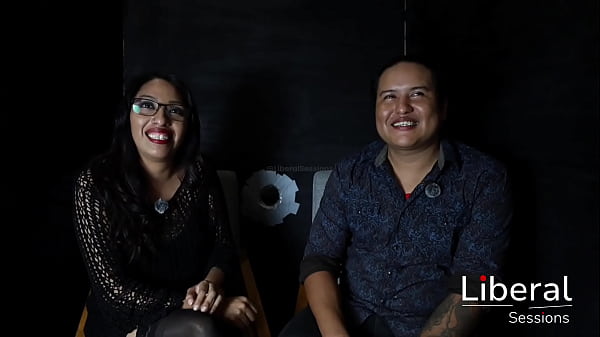 Image Esposa puta follada frente a su esposo cornudo