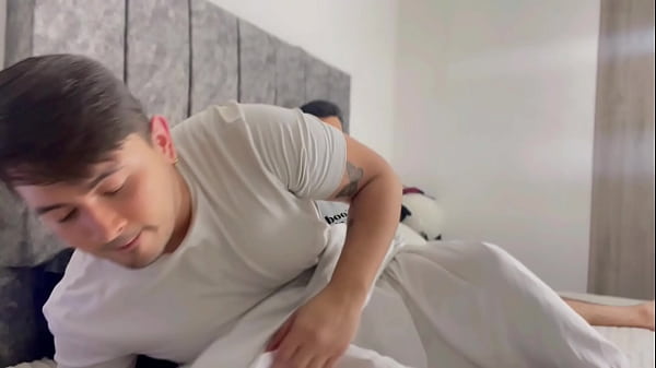 Image My straight friend ends up fucking me after we watch a movie together, leaving my big ass full of hot cum