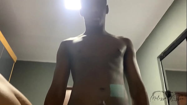 Image Enteado namorando a buceta da madrasta e depois destruindo o cuzinho dela com o pau grosso dele.