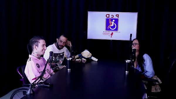 Image VEJA A ENTREVISTA SAFADA E CHEIA DE PUTARIA COM A ALICE VASCONCELOS E OLHAR SOBRE RODAS NO PORN CAST BRAZIL - PARTE 4 (WATCH ON: SHEER/RED)