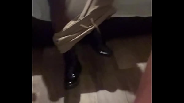 Image Bombeiro fodeu sem camisinha a bucetinha da japonesa gostosa do condom&iacute_nio