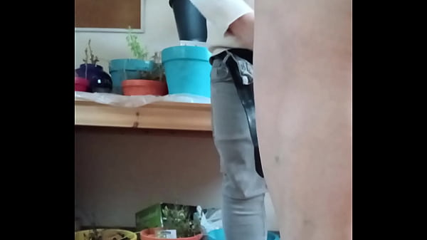 Image 2026 01 09 Esclave F en s&eacute_ance BDSM fess&eacute_e, uro et ejac faciale