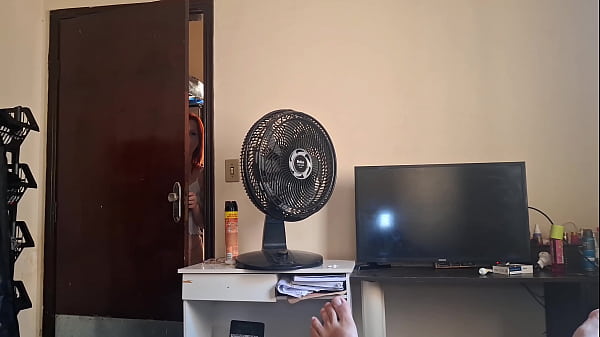 Image Redhead teases her half-brother with her pretty white butt