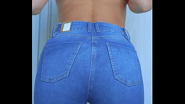 Image Couldn&rsquo_t Stop Playing with My Tanned Latina Booty (Close-Up)