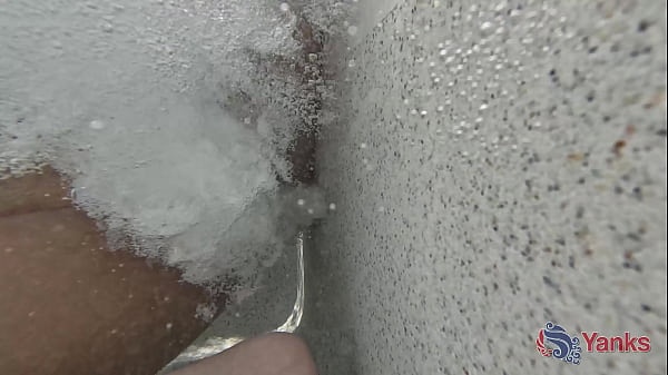 Image A Yanks Compilation: Jacuzzi