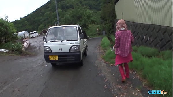 Image A hoe who painted her hair in pink got her ass licked and later fucked.