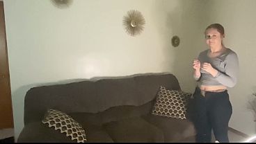 Image Blonde baddie begs to cum