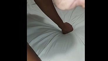 Image Fumando um baseado na preliminar. Ele ainda gozou dentro de mim!