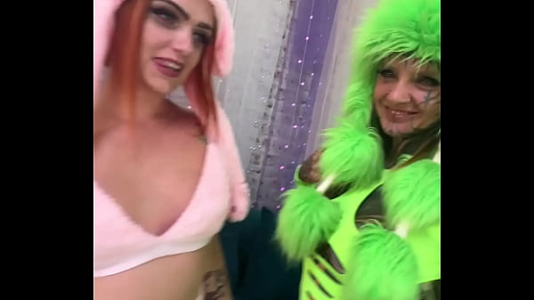 Image Tattooed Monster Girl Stretches on Massive Dildo