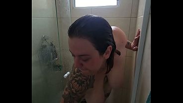 Image bbw takes a shower after gym