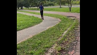 Image Pega&ccedil_ao gostosa no mato /Hot make-out session in the woods