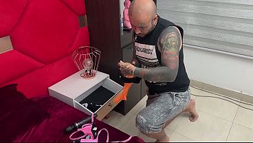 Image IT TURNS ME ON TO SEE MY STEPSISTER MASTURBATING - FELIPE SKULL