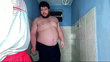 Image Pr&eacute_vias - Encanador veio arrumar o chuveiro e Acabou Me Comendo no banheiro mesmo e depois voltou (compilado 3 videos)