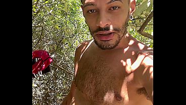 Image Comendo uma putinha de calcinha aqui na minha salinha vip no meio do mato dentro da trilha