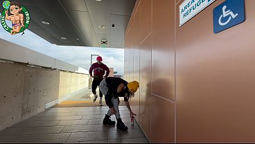 Image He Comes 5 Times: Channy Crossfire